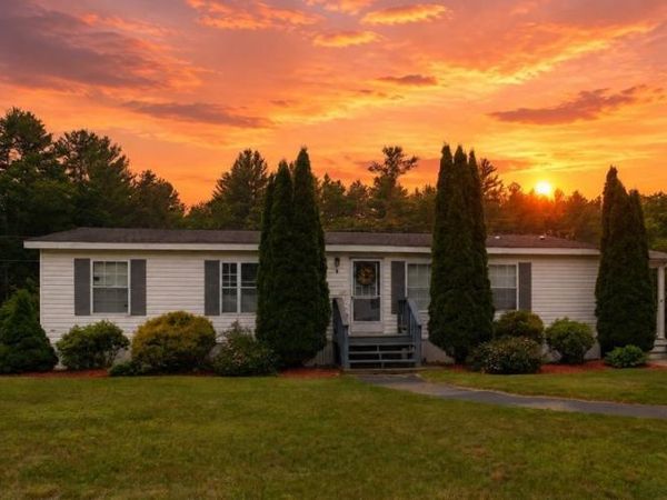 3 Pluto Lane, Nashua, NH 03062
