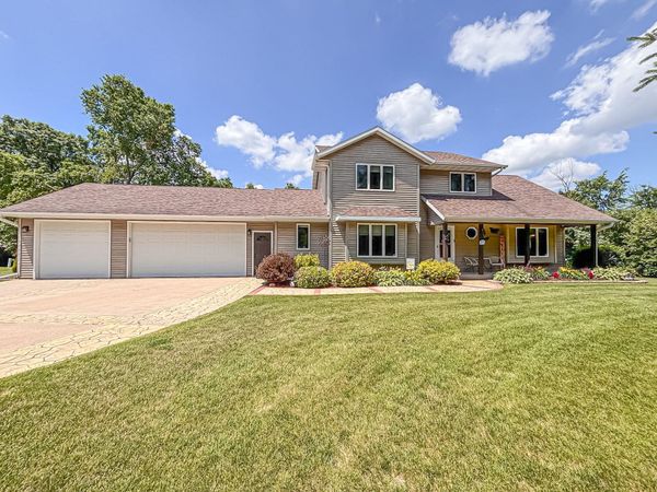 N5833 County Road F -, Concord, WI 53178