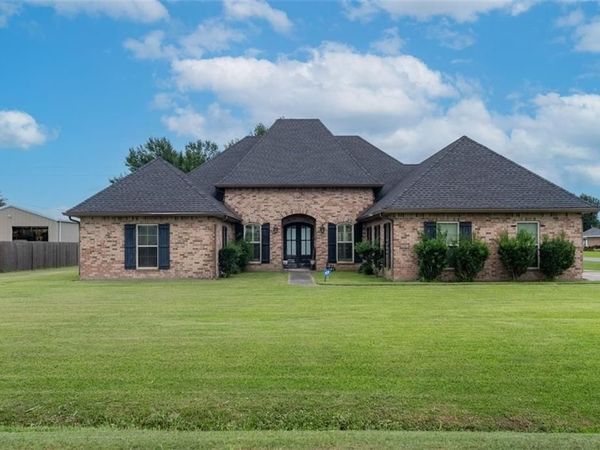 181 CHASE Drive, Bourg, LA 70343