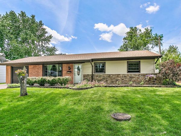 7798 Kingsbury Drive , Hanover Park, IL 60133