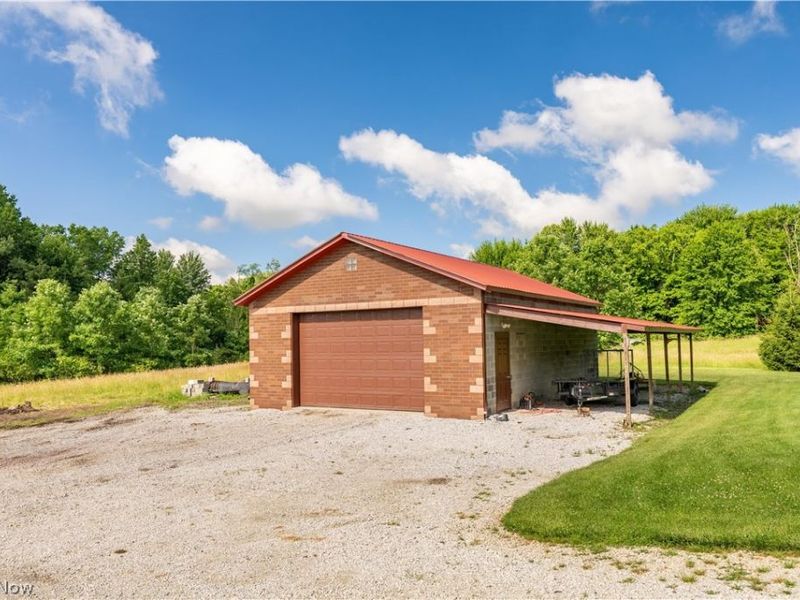 1100 E Bayton Street, Alliance, OH 44601 Photo 8