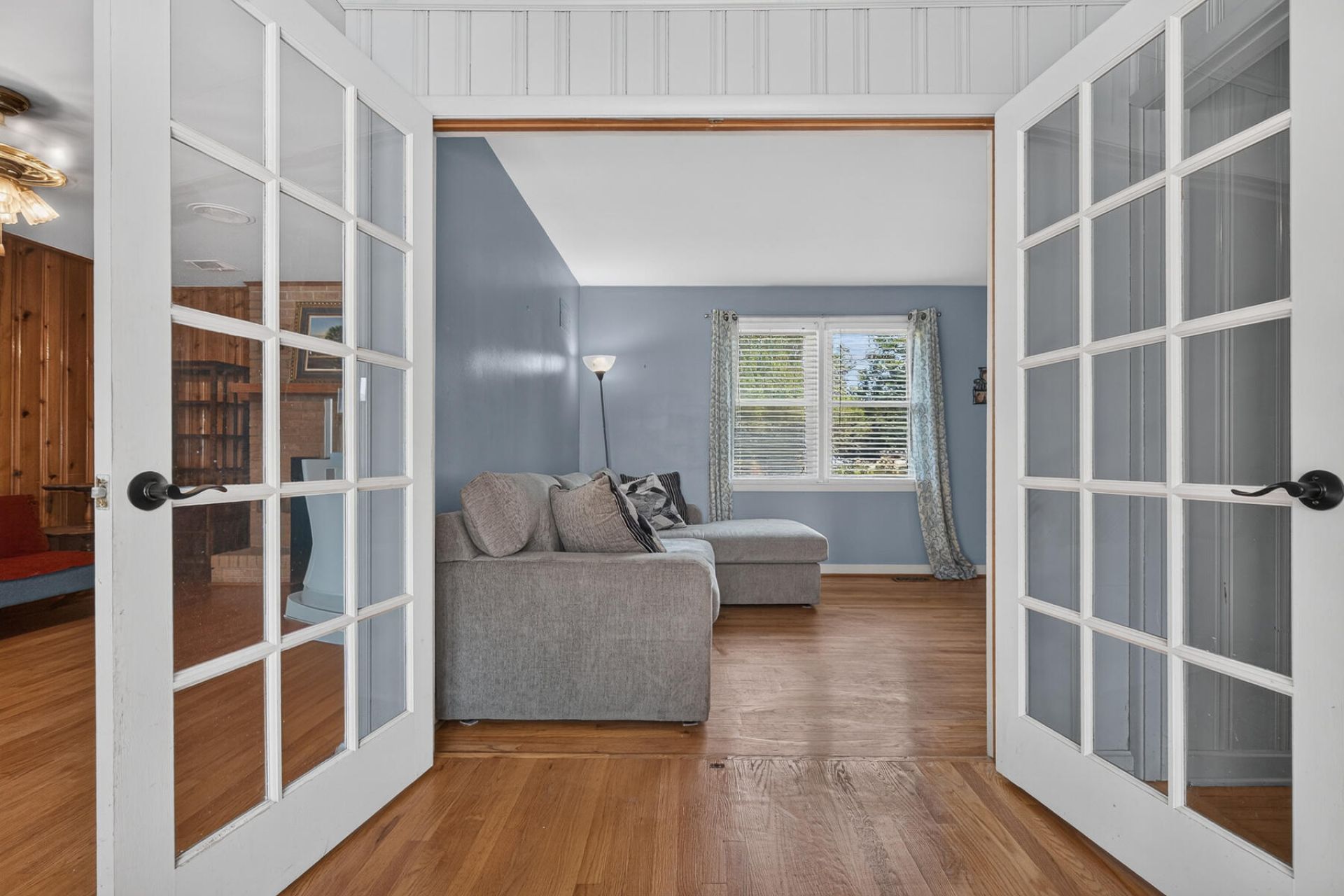 56 Woodlawn Terrace Photo 11