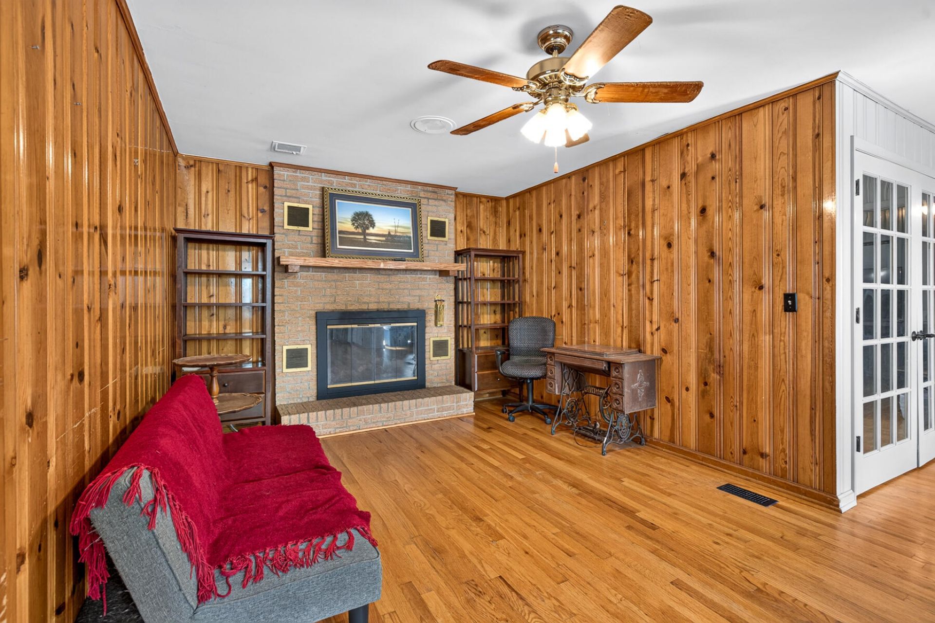 56 Woodlawn Terrace Photo 14