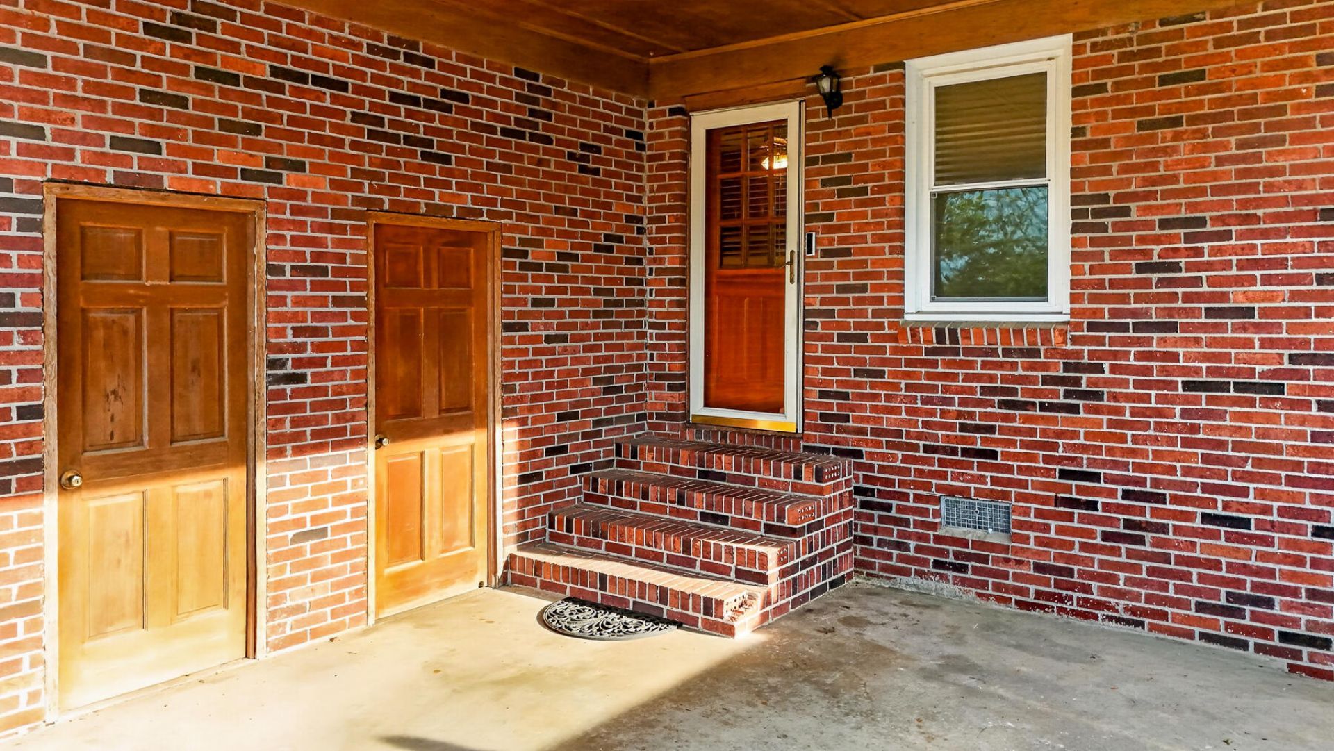 56 Woodlawn Terrace Photo 33