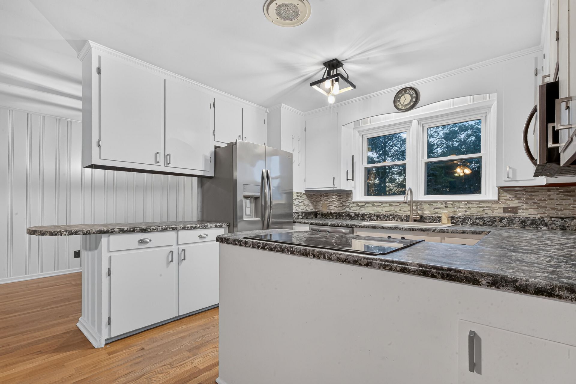 56 Woodlawn Terrace Photo 37