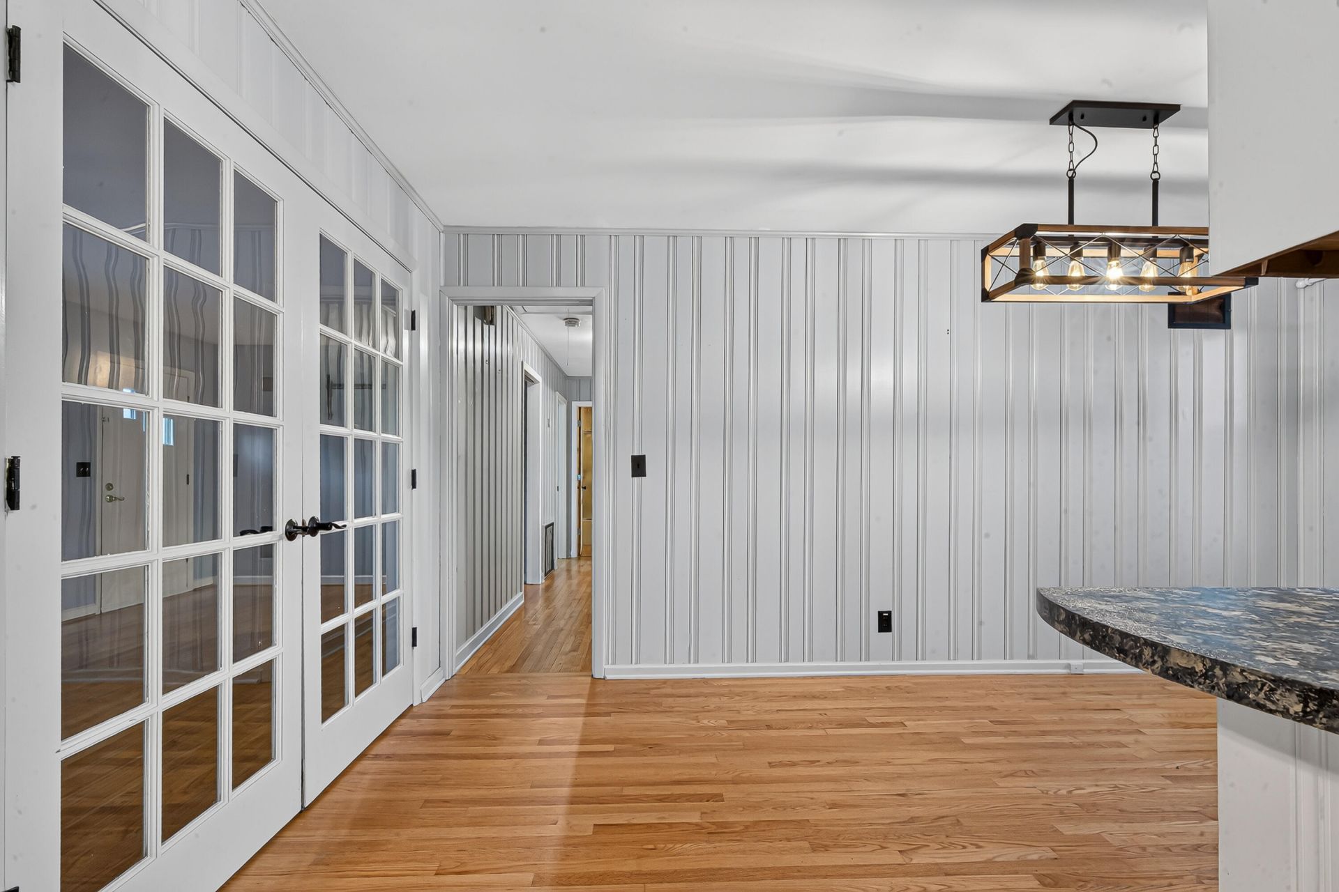 56 Woodlawn Terrace Photo 39
