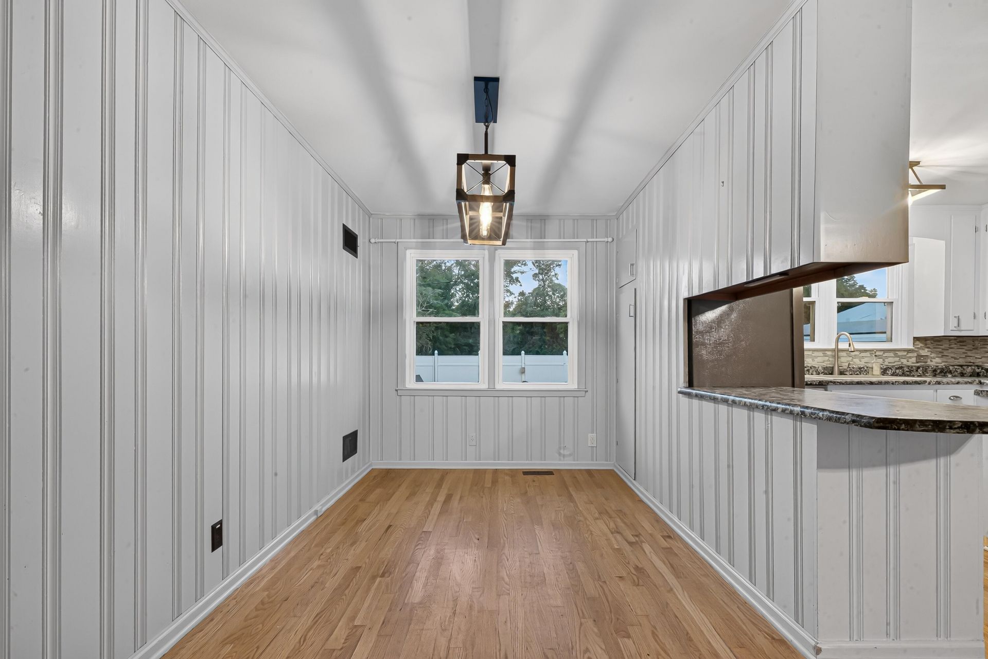 56 Woodlawn Terrace Photo 40