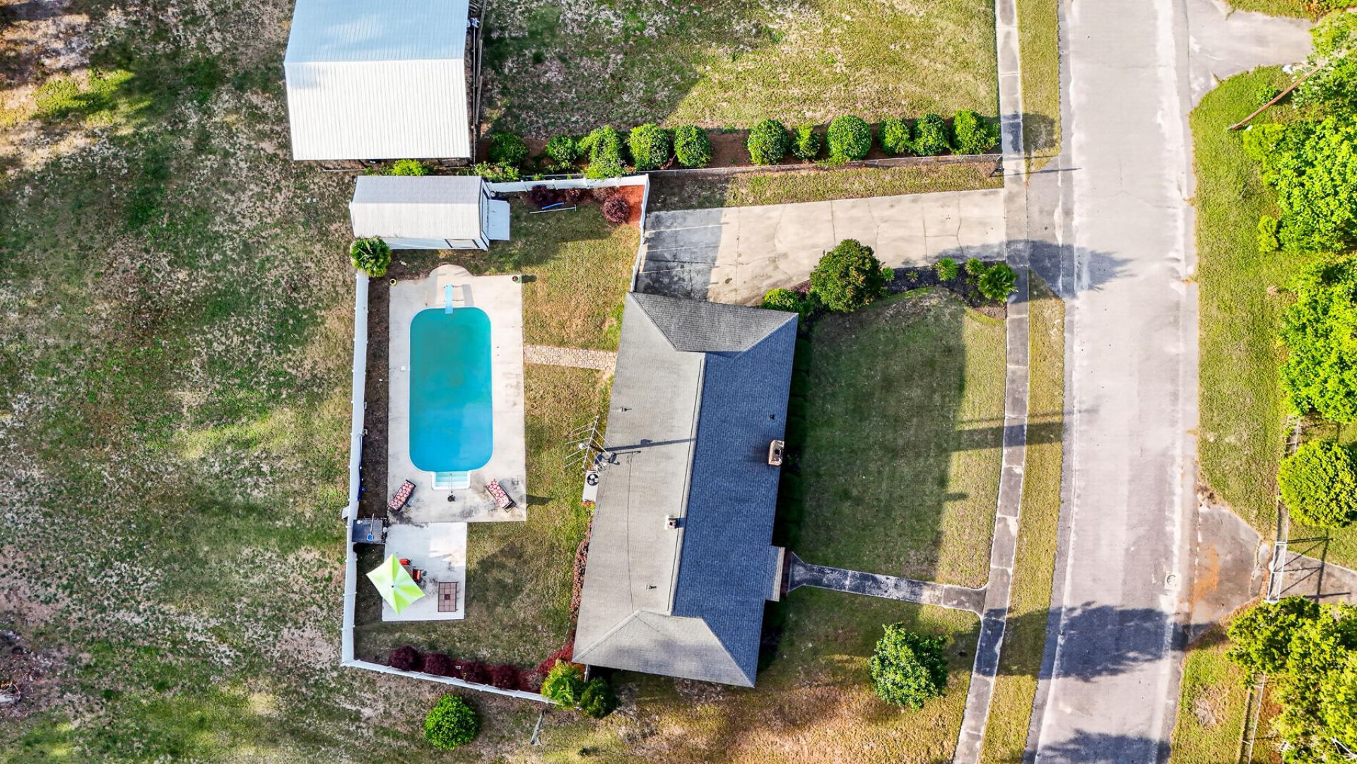 56 Woodlawn Terrace Photo 43