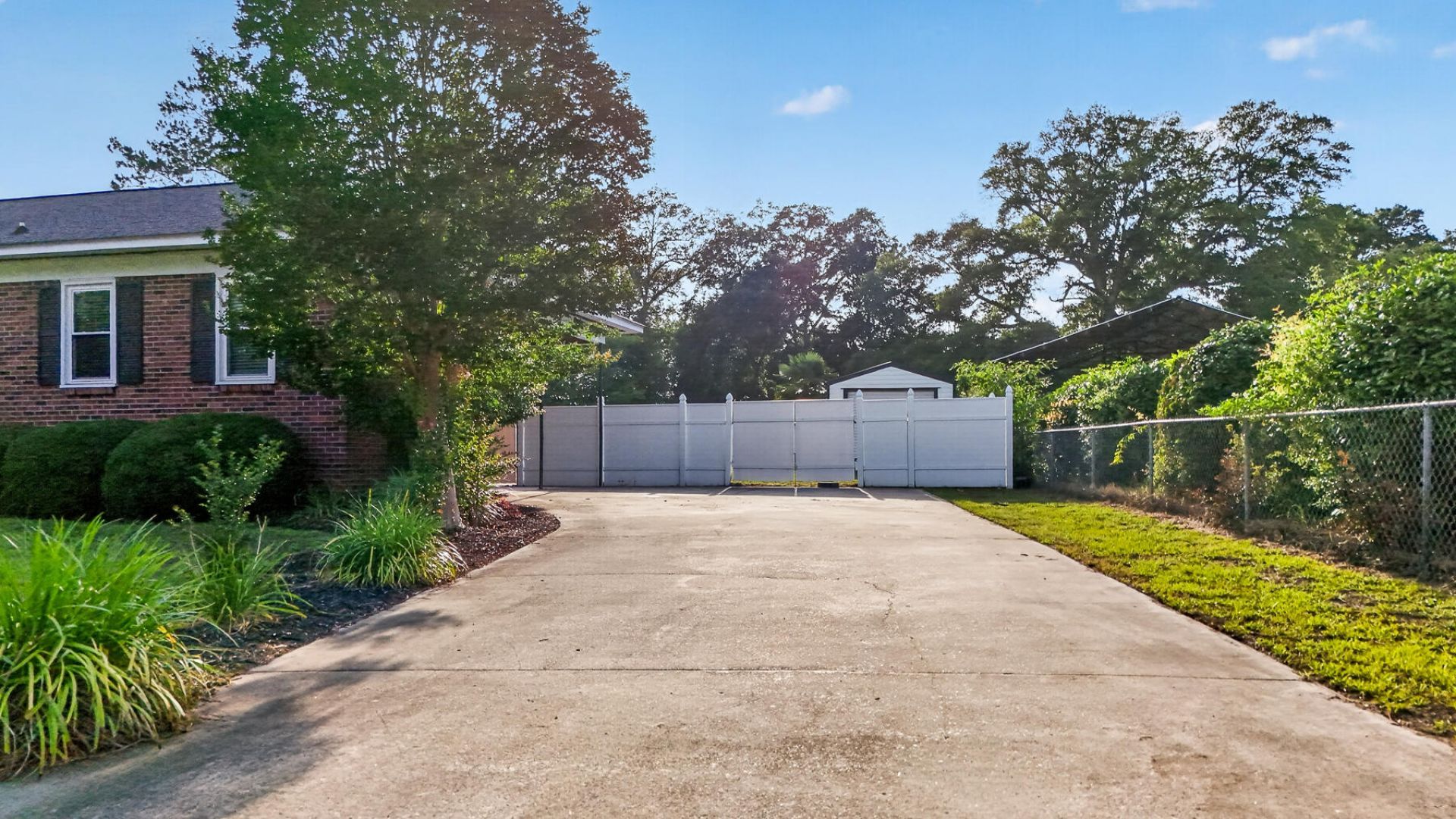 56 Woodlawn Terrace Photo 6