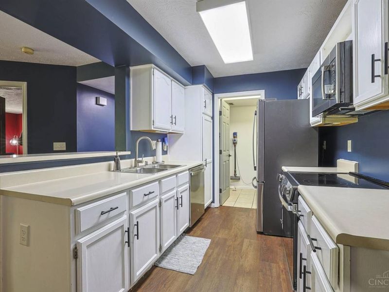 9800 Regatta Drive, Unit 101, Cincinnati, OH 45252 Photo 11