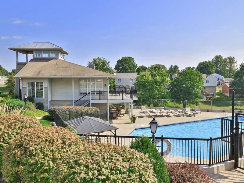9800 Regatta Drive, Unit 101, Cincinnati, OH 45252 Photo 25