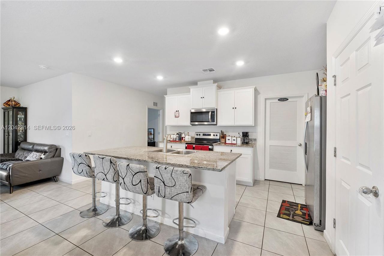 12276 SW Nettuno Way, Port Saint Lucie, FL 34987 Photo