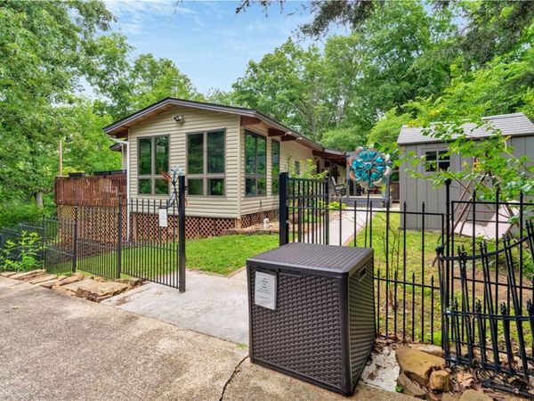 1524 N Hunter Drive , Fayetteville, AR 72701