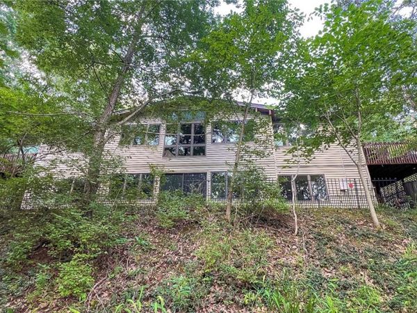 1524 N Hunter Drive, Fayetteville, AR 72701