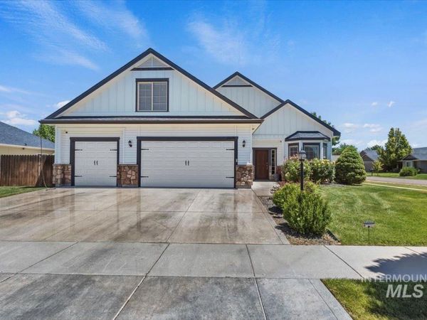 2229 W Rock Creek Dr., Nampa, ID 83686