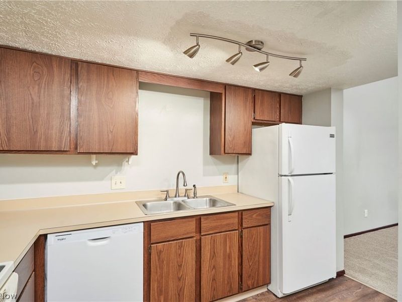620 James Avenue, Cuyahoga Falls, OH 44221 Photo 7