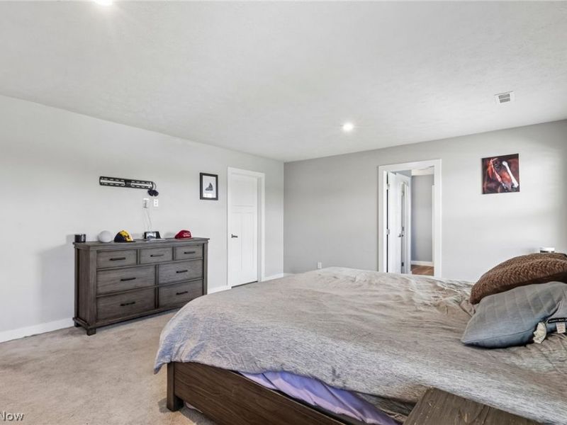 3207 Boettler Street NE, Canton, OH 44721 Photo 18