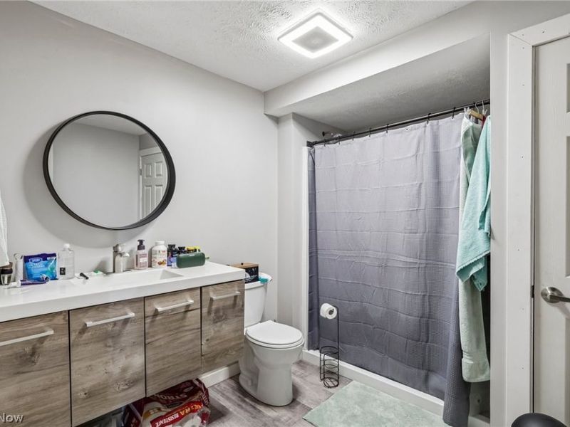 3207 Boettler Street NE, Canton, OH 44721 Photo 35