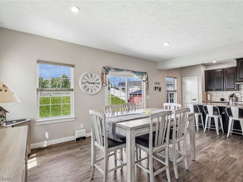3207 Boettler Street NE, Canton, OH 44721 Photo 8