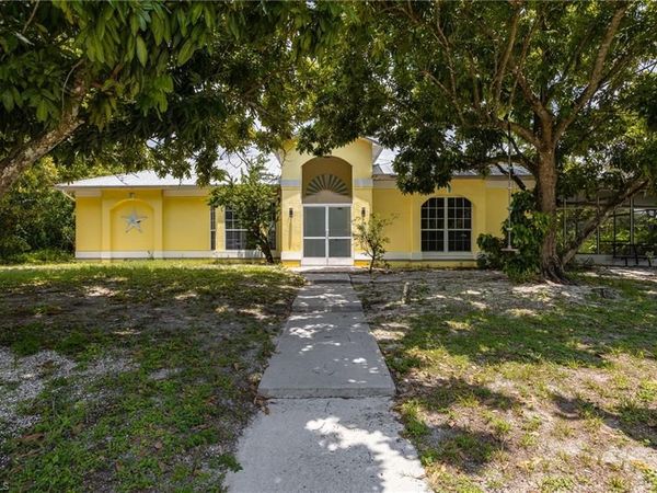 4925 Skates CIR, FORT MYERS, FL 33905
