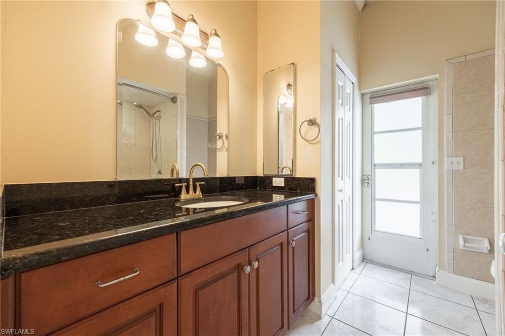4925 Skates Cir, Fort Myers, FL 33905 Photo