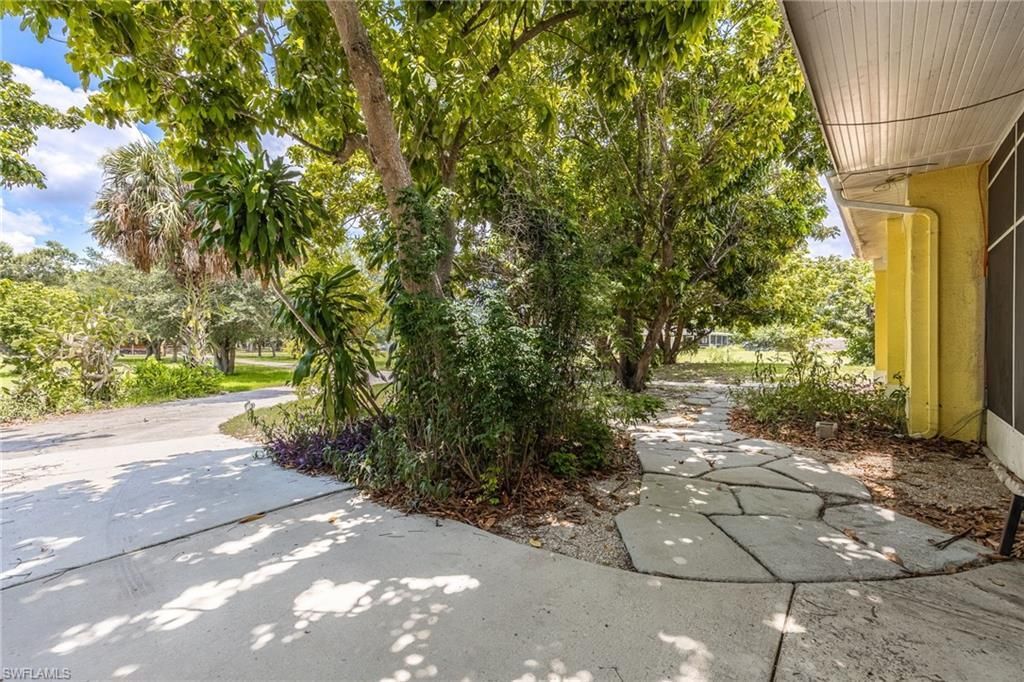 4925 Skates Cir, Fort Myers, FL 33905 Photo