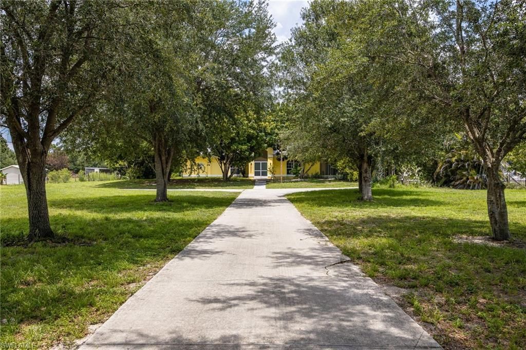 4925 Skates Cir, Fort Myers, FL 33905 Photo