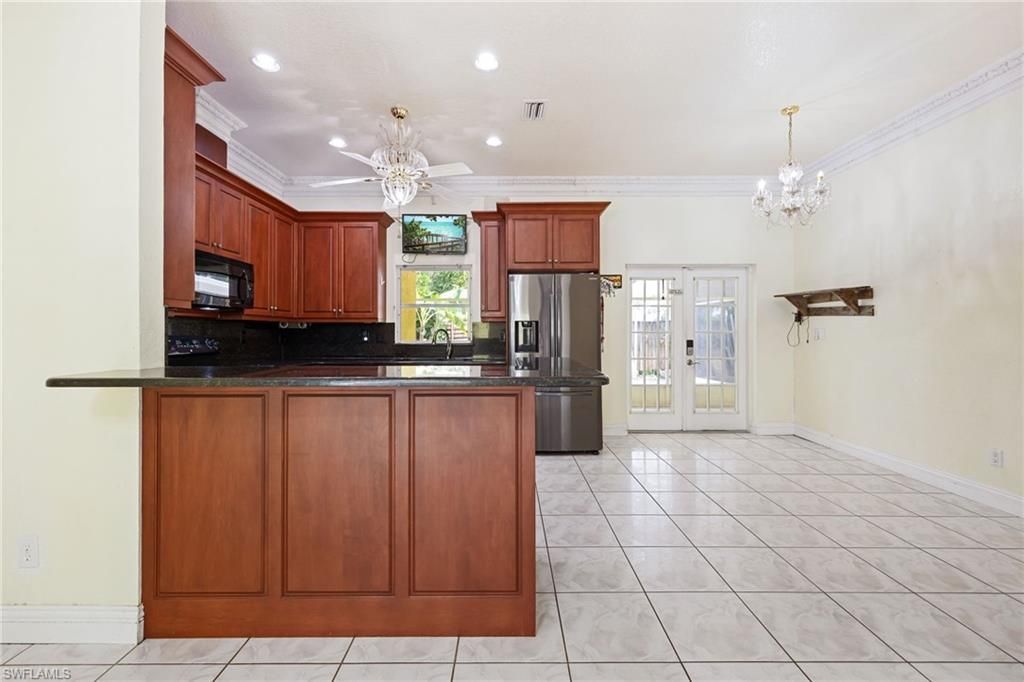 4925 Skates Cir, Fort Myers, FL 33905 Photo
