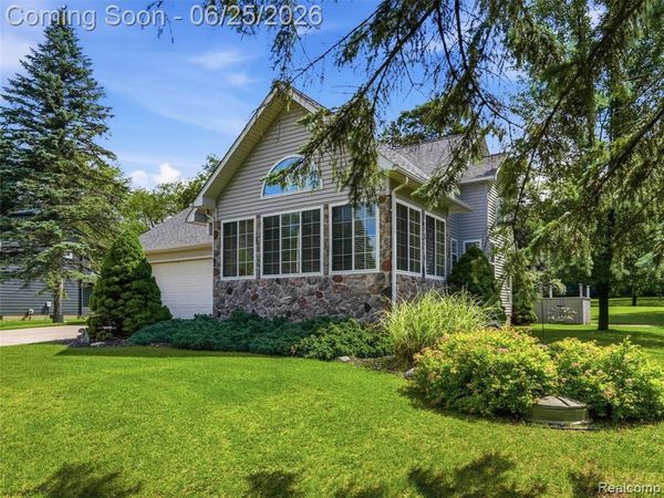 10288 Carmer Road, Tyrone Twp, MI 48430