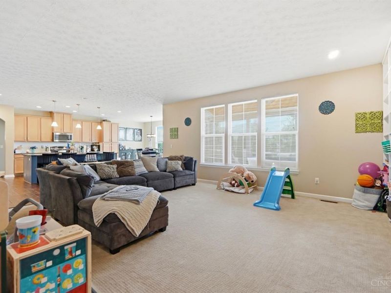 4642 Blue Jay Way, Mason, OH 45040 Photo 10
