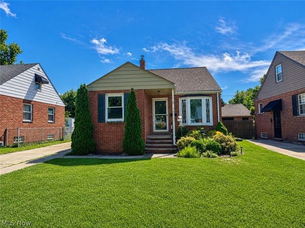 262 E 323rd Street , Willowick, OH 44095