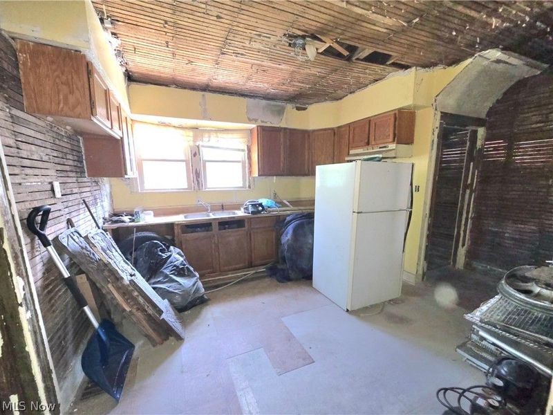 330 W 28th Street, Lorain, OH 44055 Photo 14