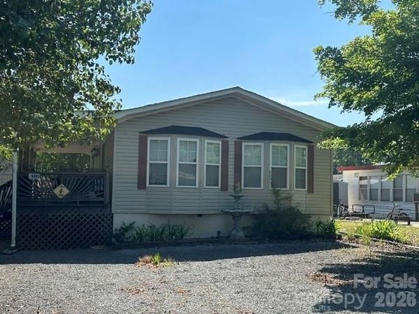 143 Cardinal Drive, Unit 564, New London, NC 28127