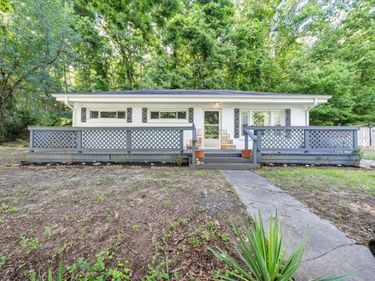 2215 Wildwood RD , Salem, VA 24153