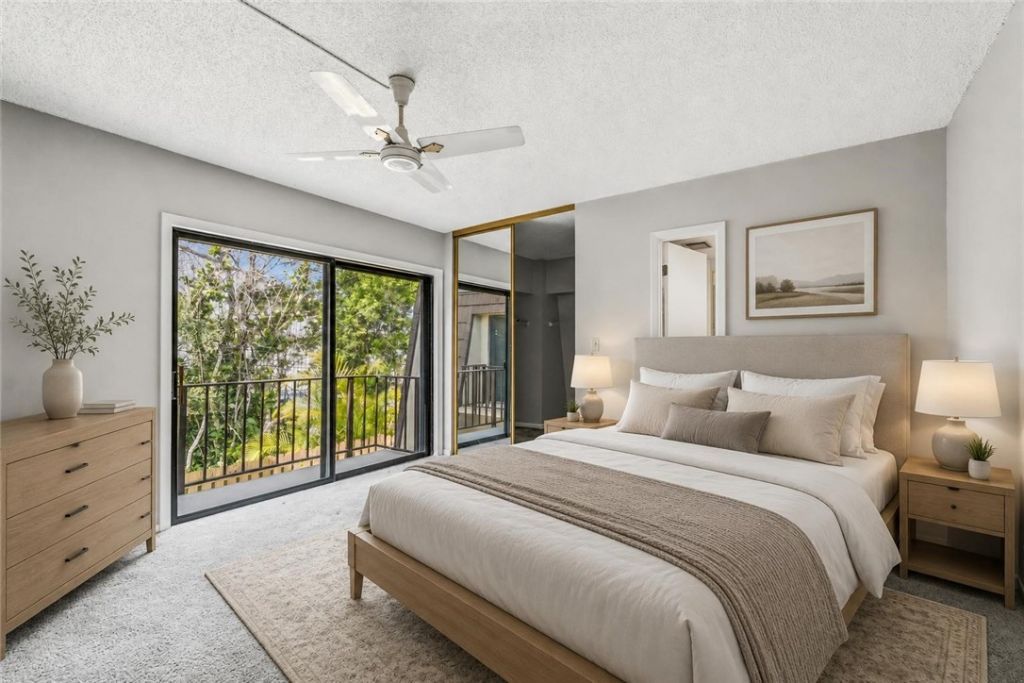 1166 6th Avenue, Unit 2D, Vero Beach, FL 32960 Photo