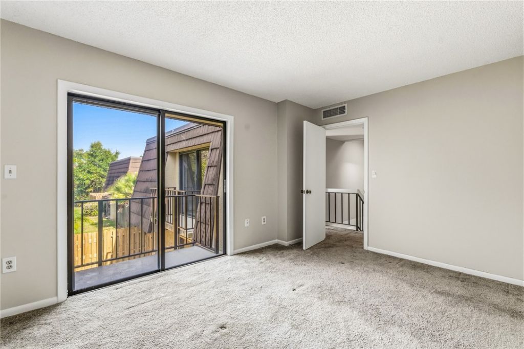 1166 6th Avenue, Unit 2D, Vero Beach, FL 32960 Photo