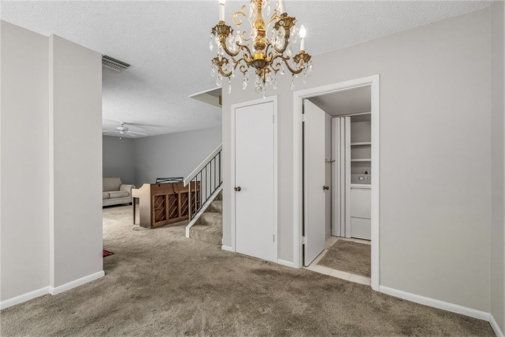 1166 6th Avenue, Unit 2D, Vero Beach, FL 32960 Photo