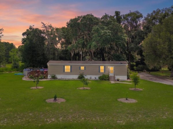 110 Fleming Ave, Satsuma, FL 32189