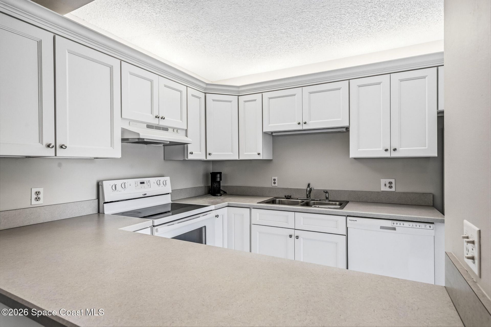 1166 6th Avenue , Unit 2d, Vero Beach, FL 32960 Photo