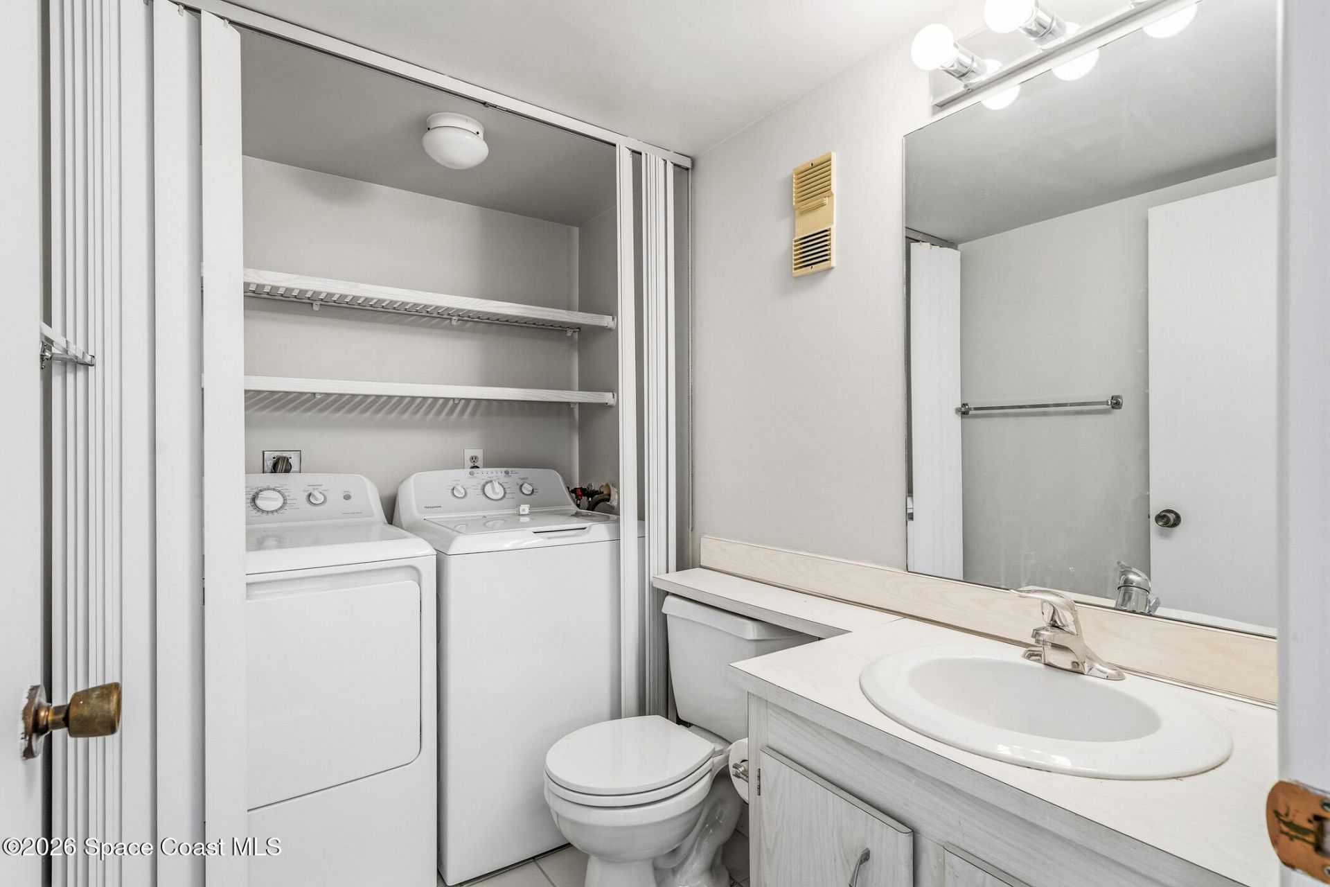 1166 6th Avenue , Unit 2d, Vero Beach, FL 32960 Photo
