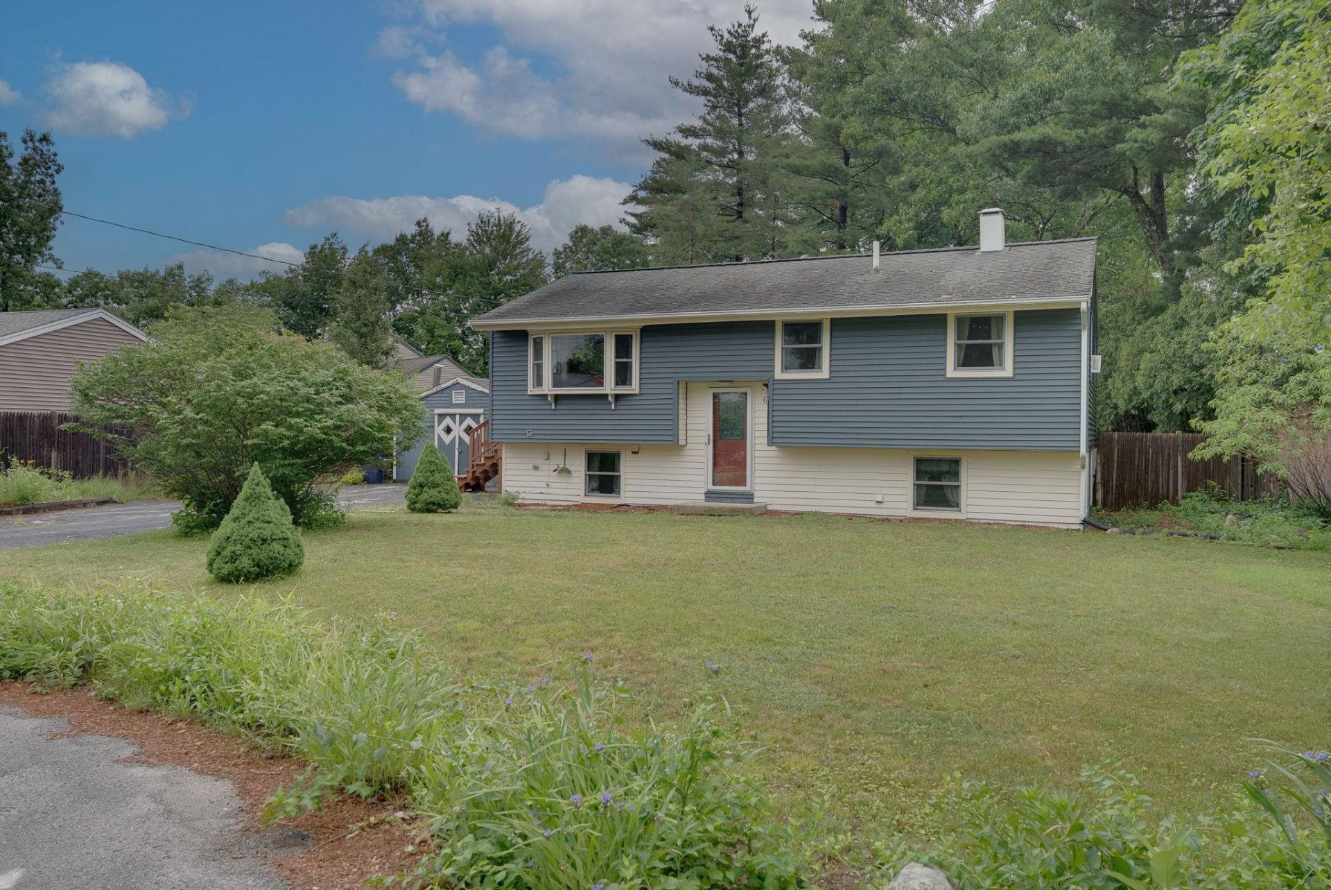 6 Westchester Drive, Nashua, NH 03063 Main Photo