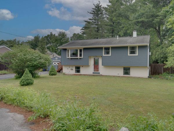 6 Westchester Drive, Nashua, NH 03063