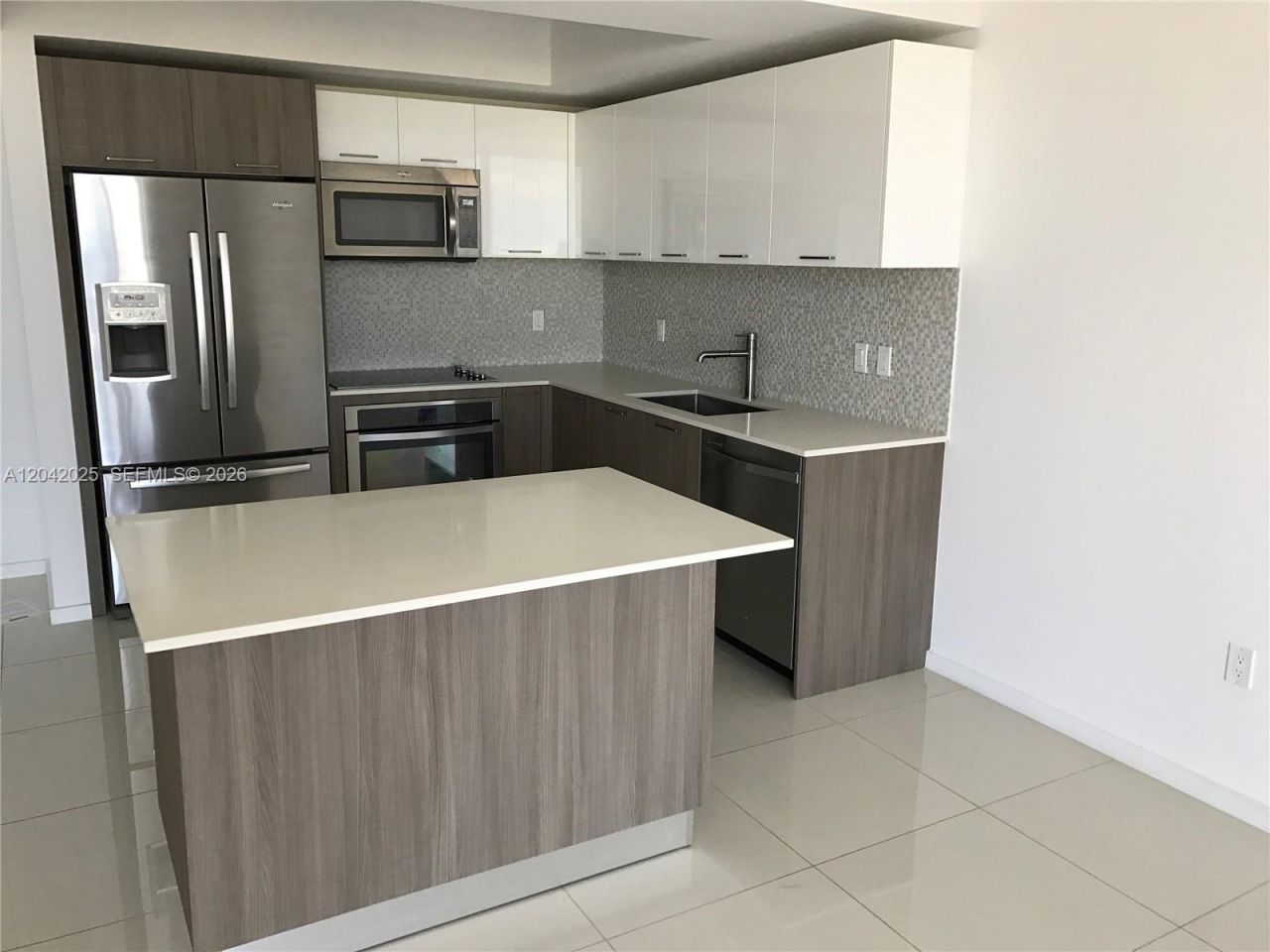 5252 NW 85th Ave, Unit 605, Doral, FL 33166 Photo