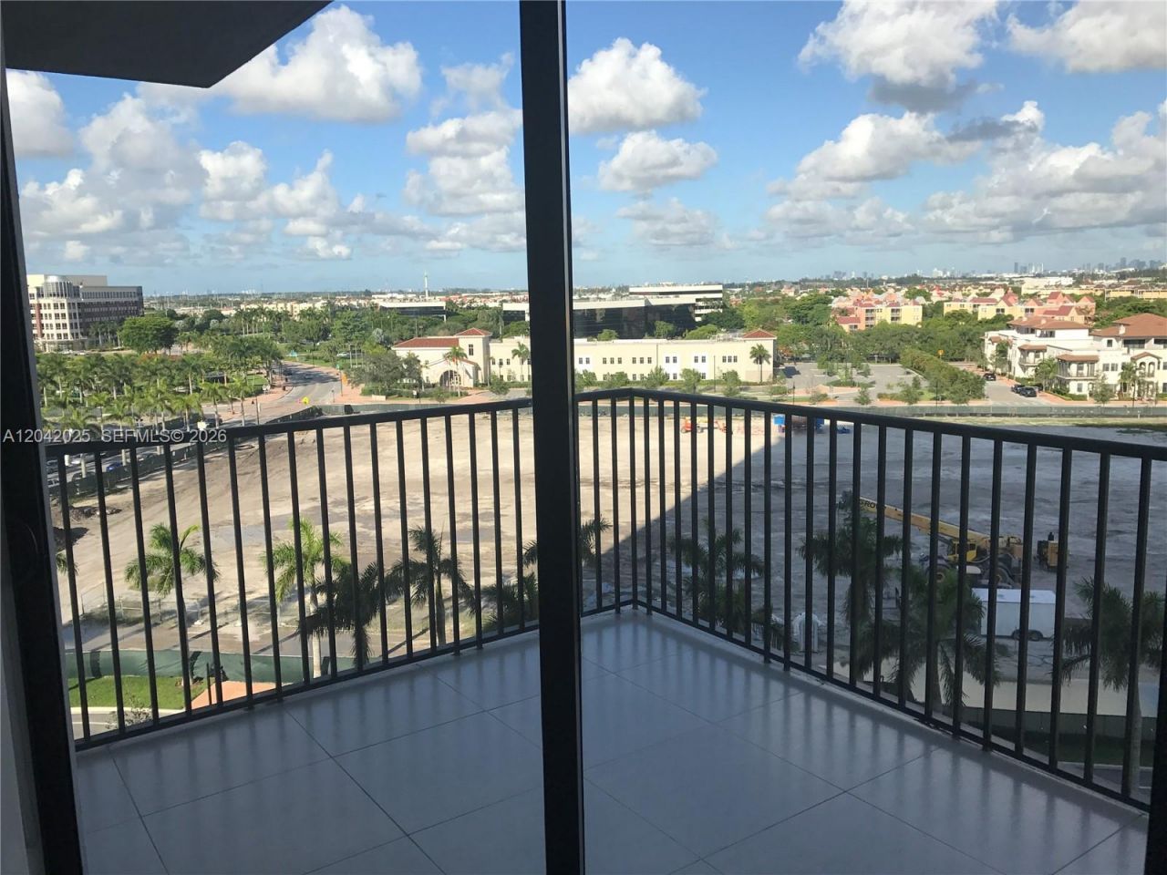 5252 NW 85th Ave, Unit 605, Doral, FL 33166 Photo