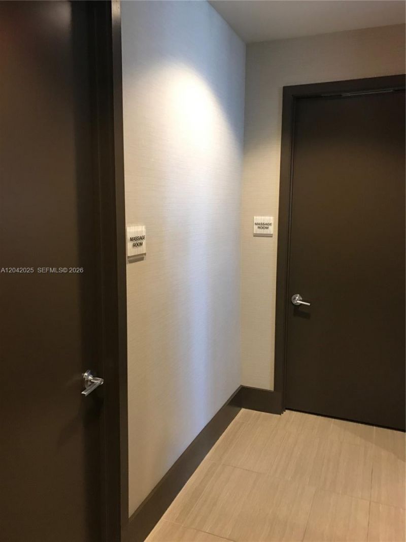 5252 NW 85th Ave, Unit 605, Doral, FL 33166 Photo