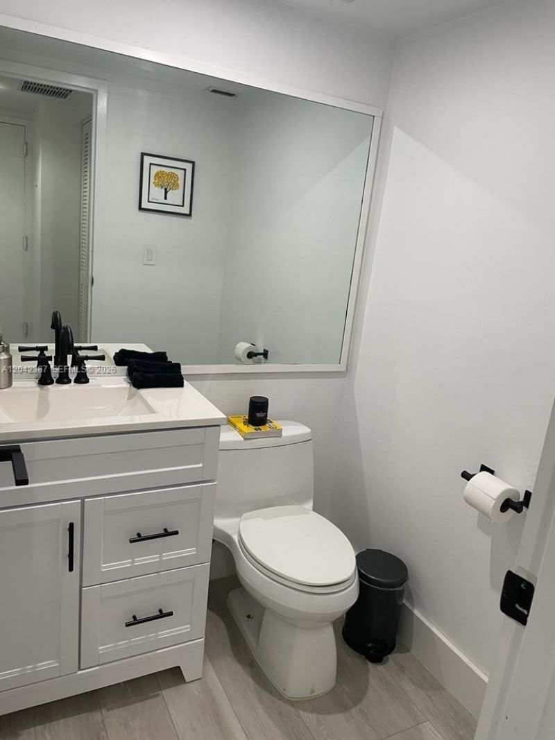 2333 Brickell Ave , Unit 314, Miami, FL 33129 Photo