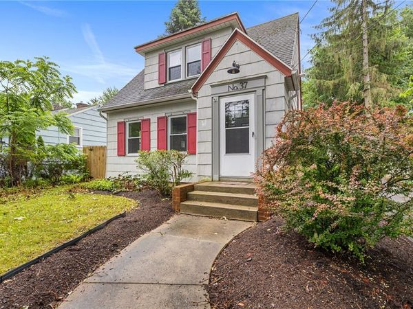 37 Hartfeld Drive, Rochester, NY 14625