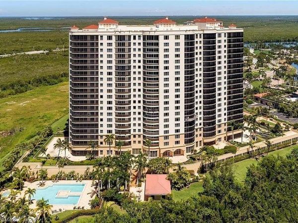 1050 Borghese LN, Unit 605, NAPLES, FL 34114