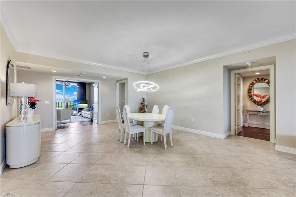 1050 Borghese Ln, Unit 605, Naples, FL 34114 Photo