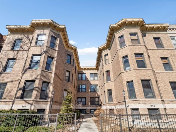 846 W Newport Avenue , Unit 1N, Chicago, IL 60657